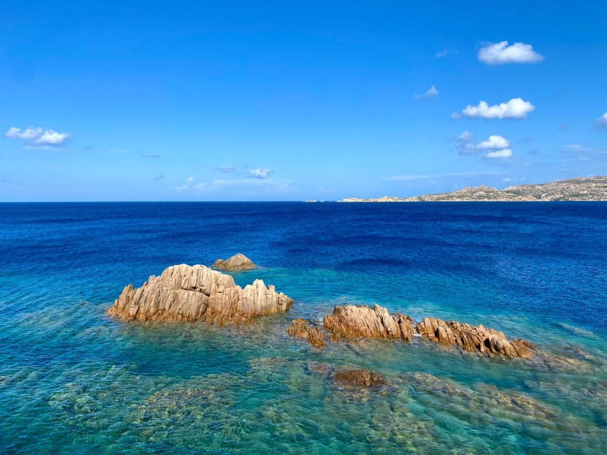Casa Mughetto R5055 Seafront, Private Sea Access, Swimming Pool Villa La Maddalena  Bagian luar foto