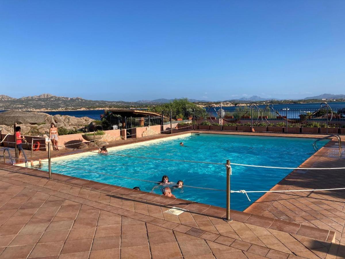 Casa Mughetto R5055 Seafront, Private Sea Access, Swimming Pool Villa La Maddalena  Bagian luar foto