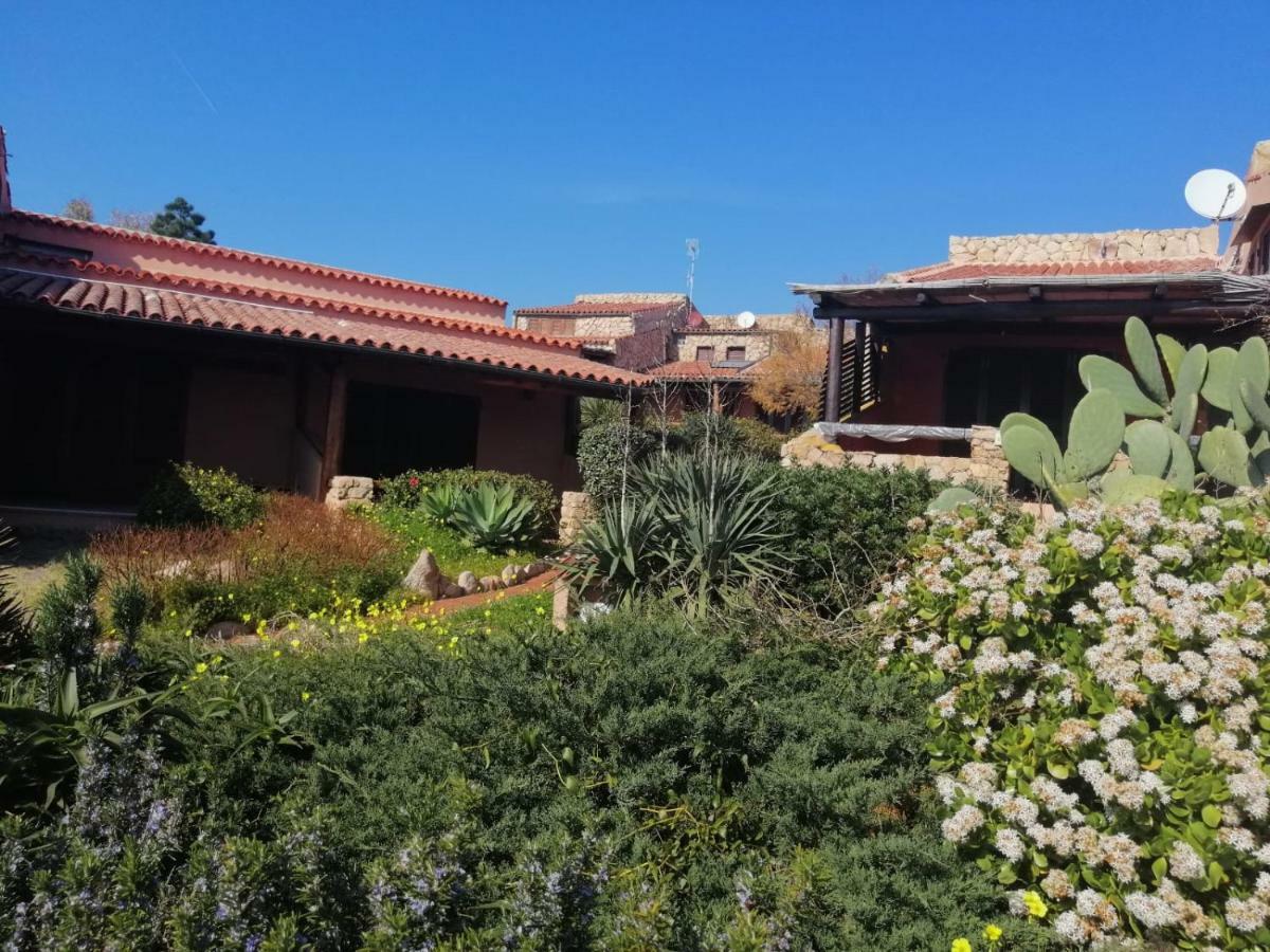 Casa Mughetto R5055 Seafront, Private Sea Access, Swimming Pool Villa La Maddalena  Bagian luar foto